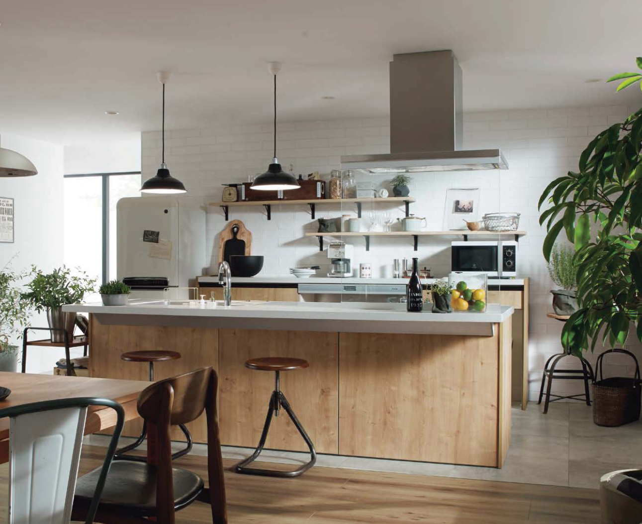 アレスタ リクシルキッチンの評判は ビンテージ風キッチンとは キッチンリフォームマニア