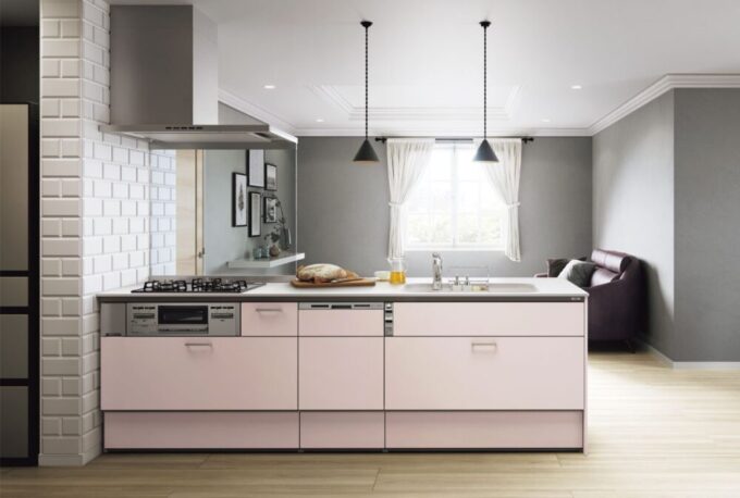 ピンク色の台所